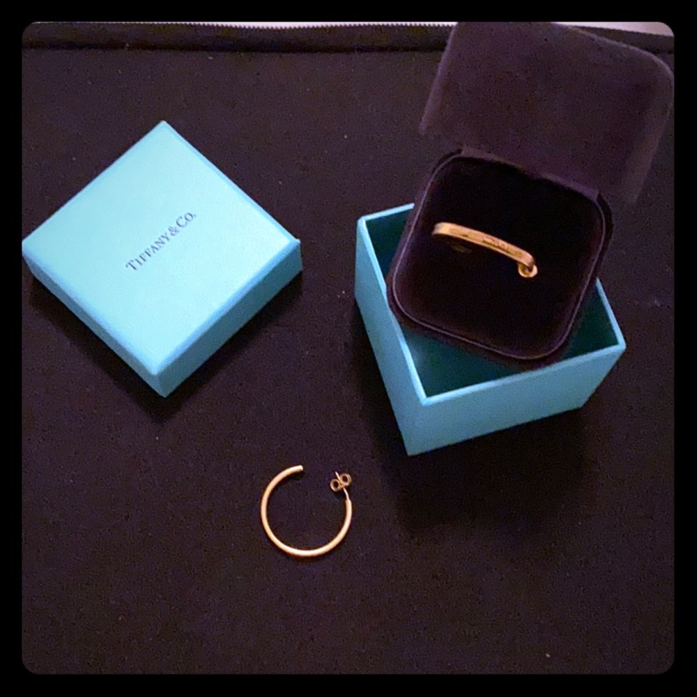 Tiffany earrings gold